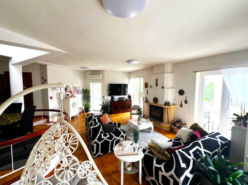 4 Cuarto Villa en venta