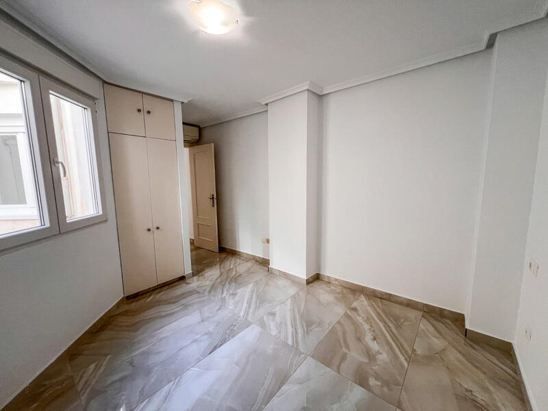 2 Schlafzimmer Appartement zu verkaufen