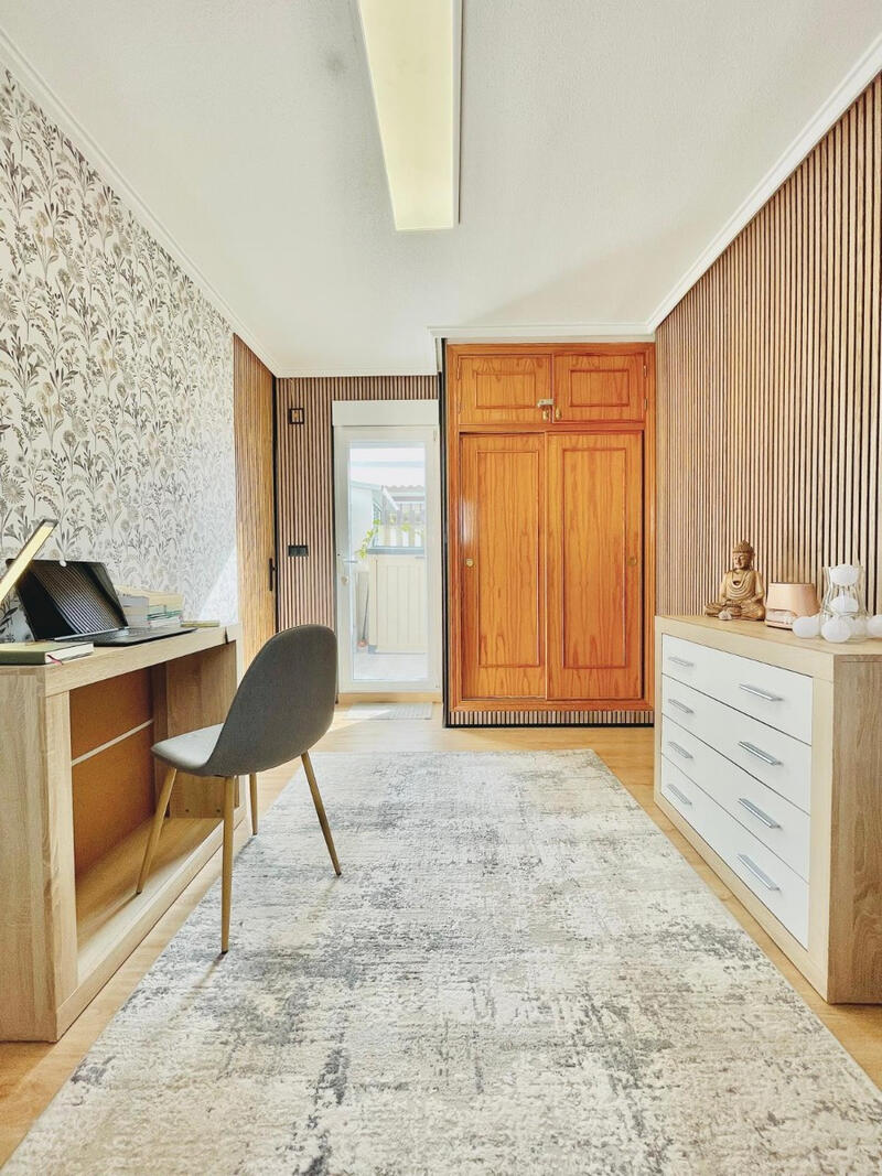 3 bedroom Townhouse for sale