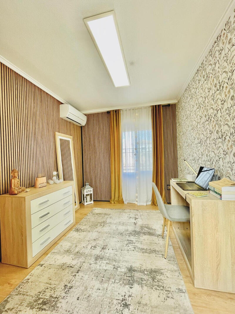 3 bedroom Townhouse for sale