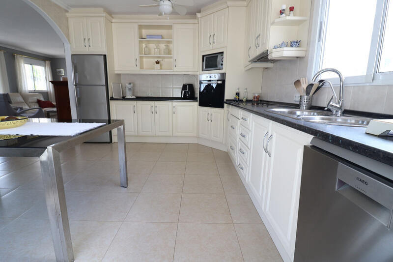 3 bedroom Villa for sale