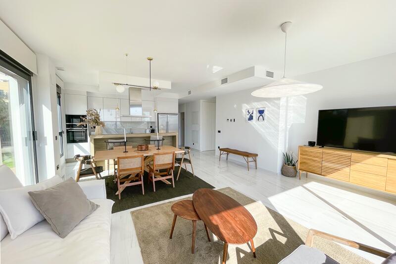 3 bedroom Apartment for sale