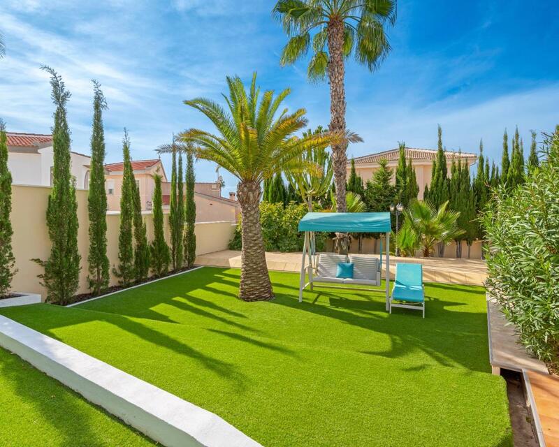 5 bedroom Villa for sale