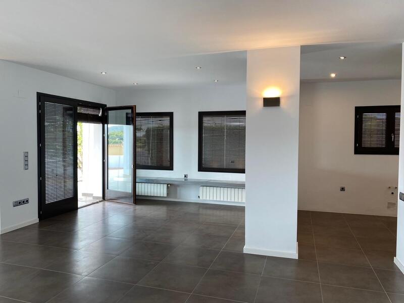 4 Cuarto Villa en venta