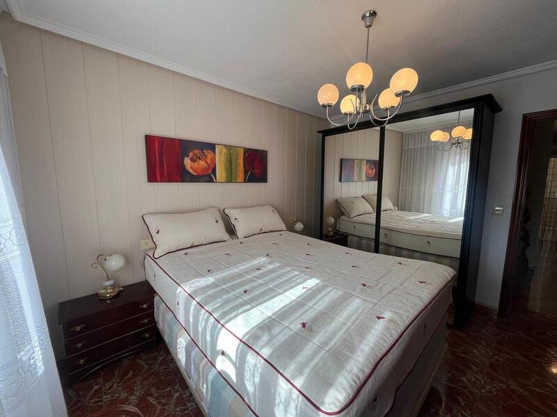 4 Cuarto Adosado en venta