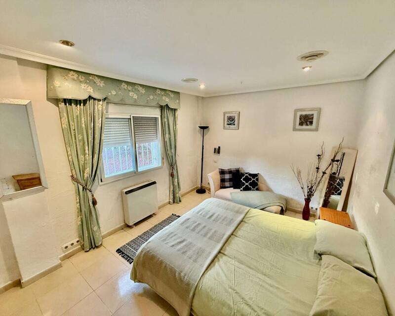 4 bedroom Villa for sale