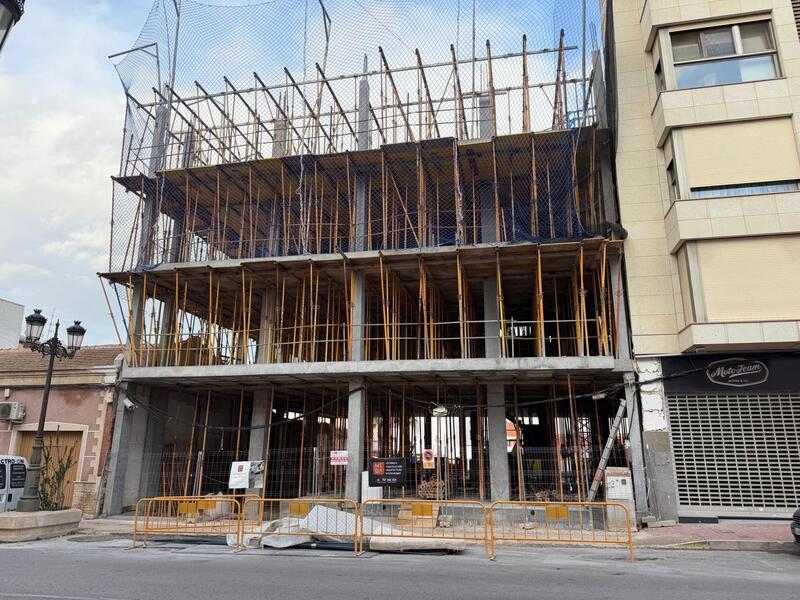 3 bedroom Apartment for sale