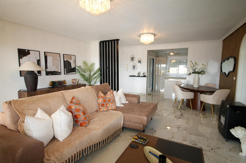 Lejlighed til salg i Campoamor, Alicante