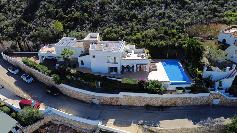 Villa zu verkaufen in Teulada, Alicante