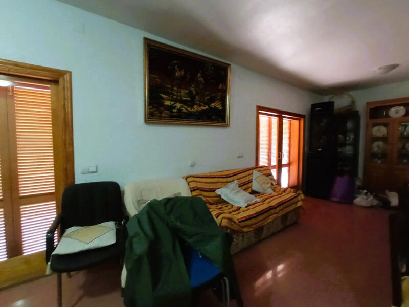 5 bedroom Villa for sale