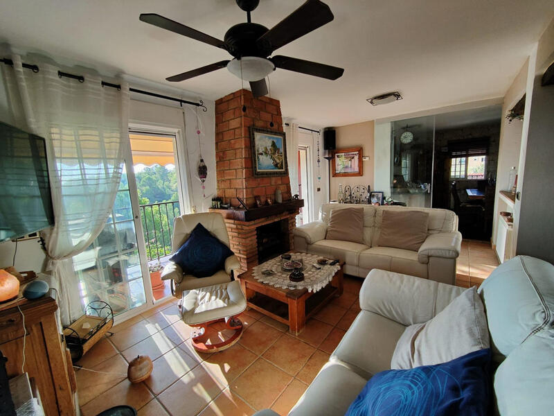 4 Cuarto Villa en venta