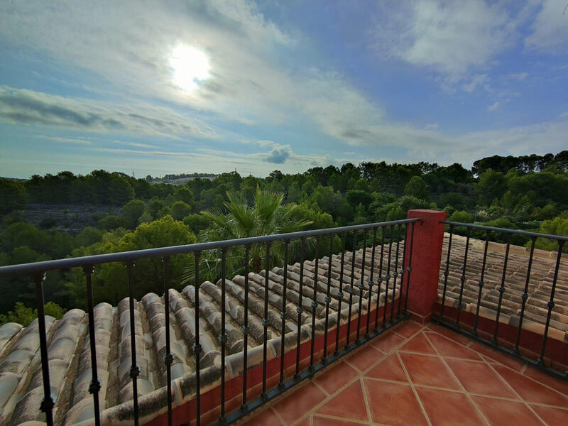 4 Cuarto Villa en venta