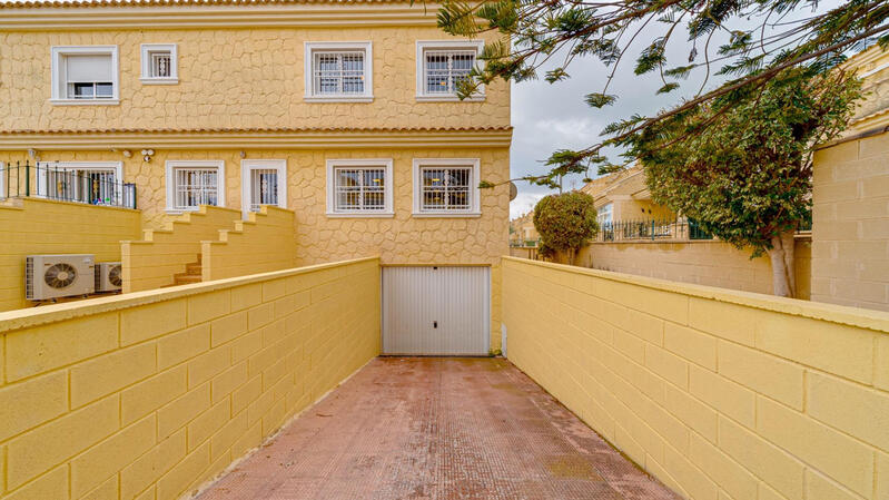 5 soverom Villa til salgs