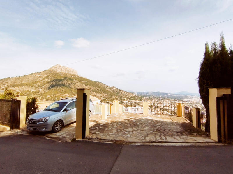 8 Cuarto Villa en venta