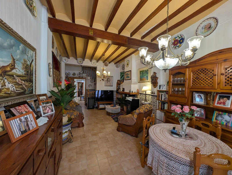 4 bedroom Villa for sale