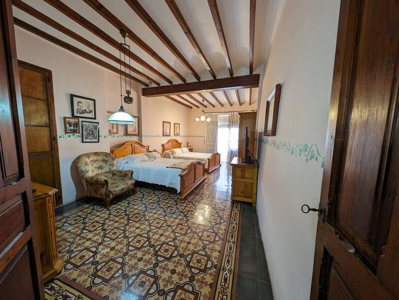 4 bedroom Villa for sale