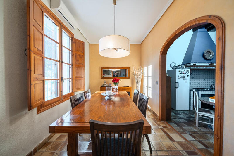 13 chambre Villa à vendre