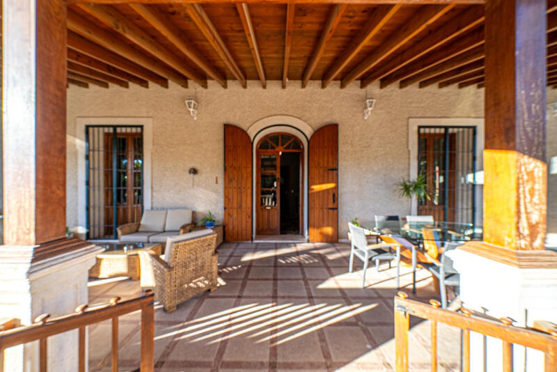 13 chambre Villa à vendre