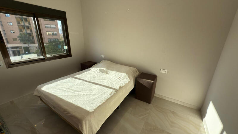 4 slaapkamer Appartement Te koop