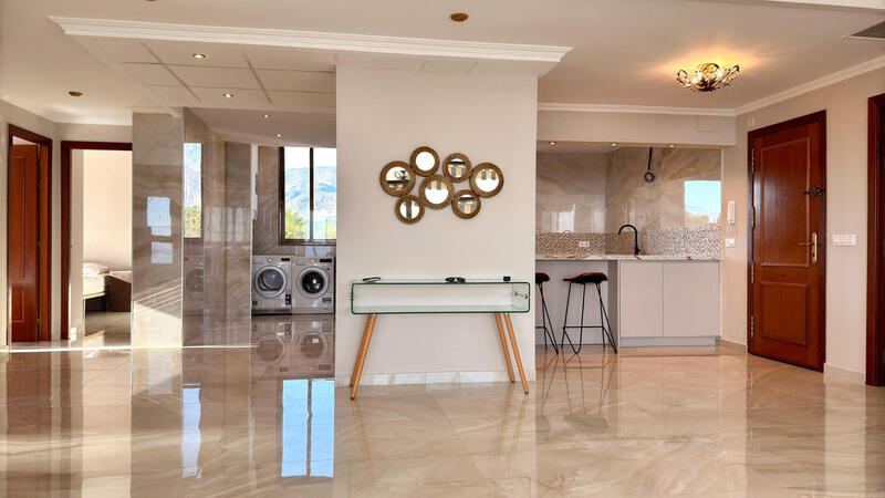 4 slaapkamer Appartement Te koop