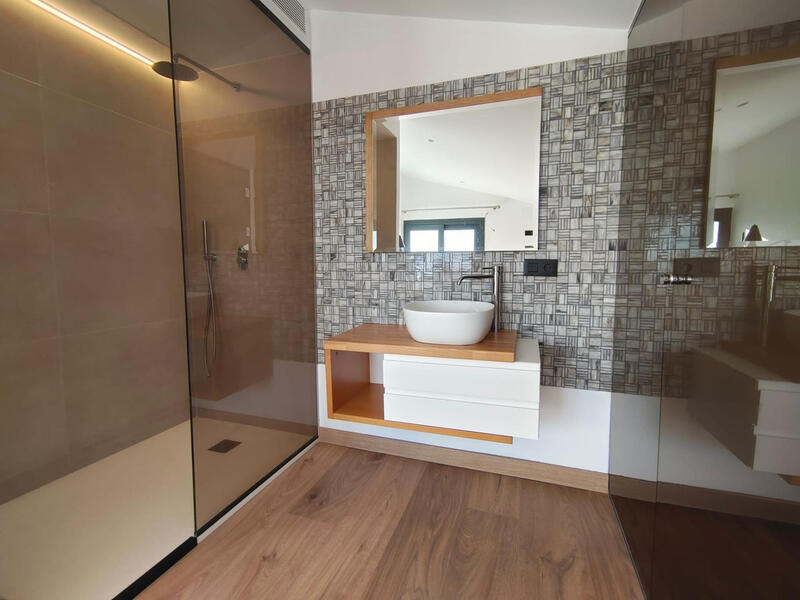 4 slaapkamer Villa Te koop