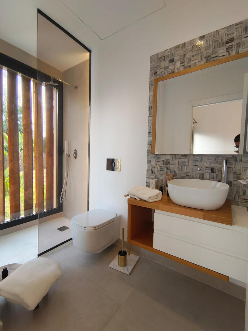 4 slaapkamer Villa Te koop