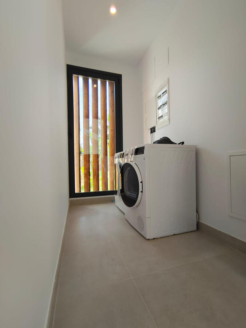 4 slaapkamer Villa Te koop