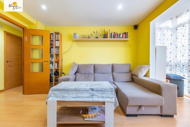 3 bedroom Apartment for sale