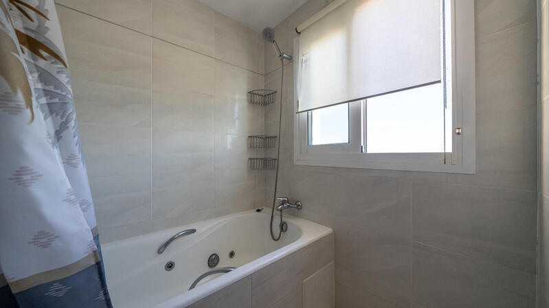 4 slaapkamer Appartement Te koop