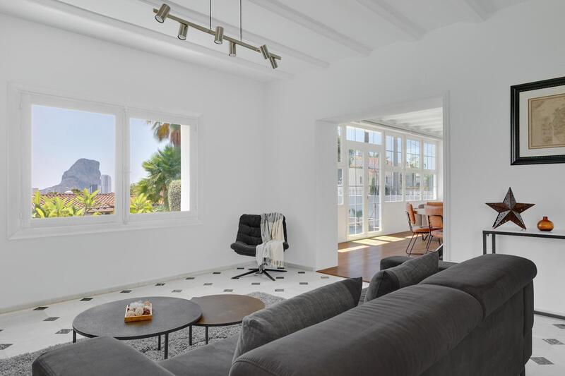 6 Cuarto Villa en venta