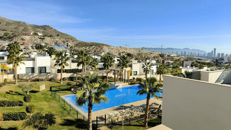 2 Cuarto Villa en venta