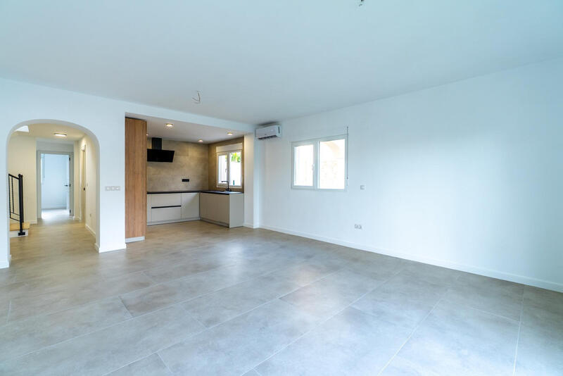 3 Cuarto Villa en venta