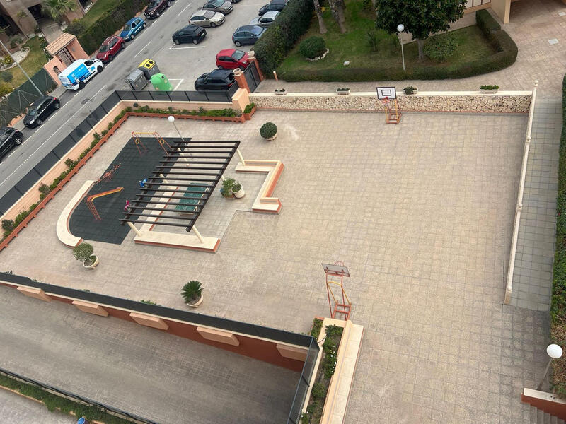 4 bedroom Apartment for sale