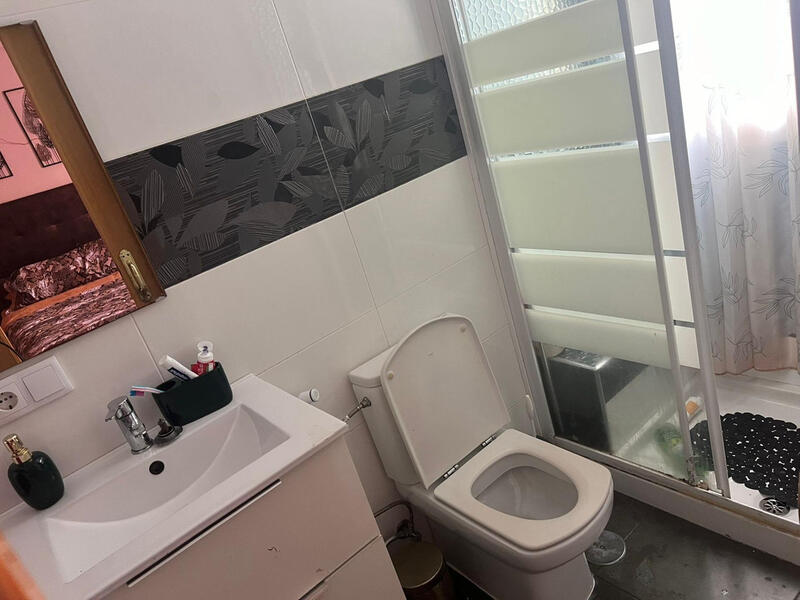 4 bedroom Apartment for sale