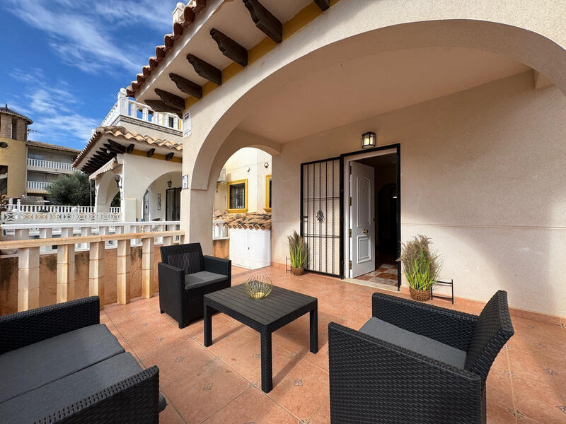 2 Schlafzimmer Villa zu verkaufen