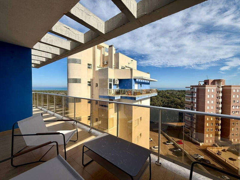 3 bedroom Apartment for sale