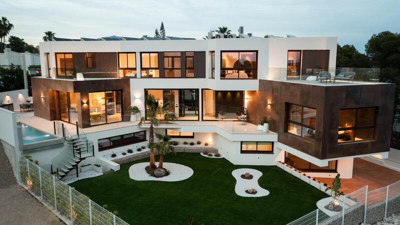 4 Cuarto Villa en venta