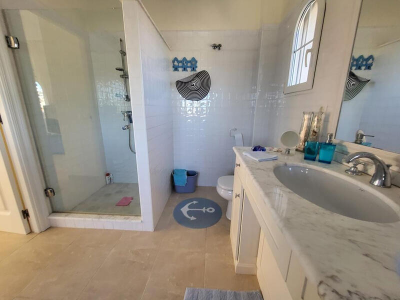 4 slaapkamer Villa Te koop