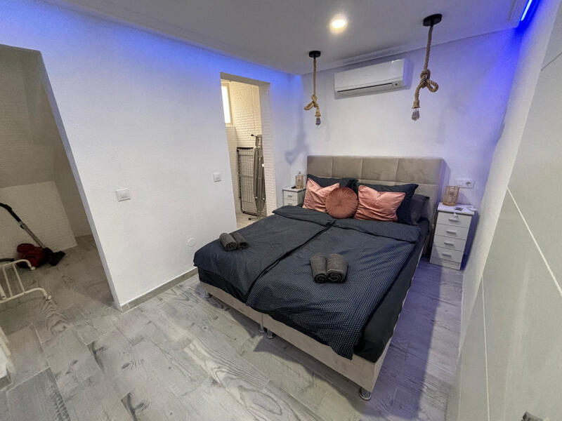 1 bedroom Apartment for sale