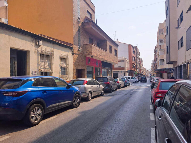 3 Schlafzimmer Stadthaus zu verkaufen