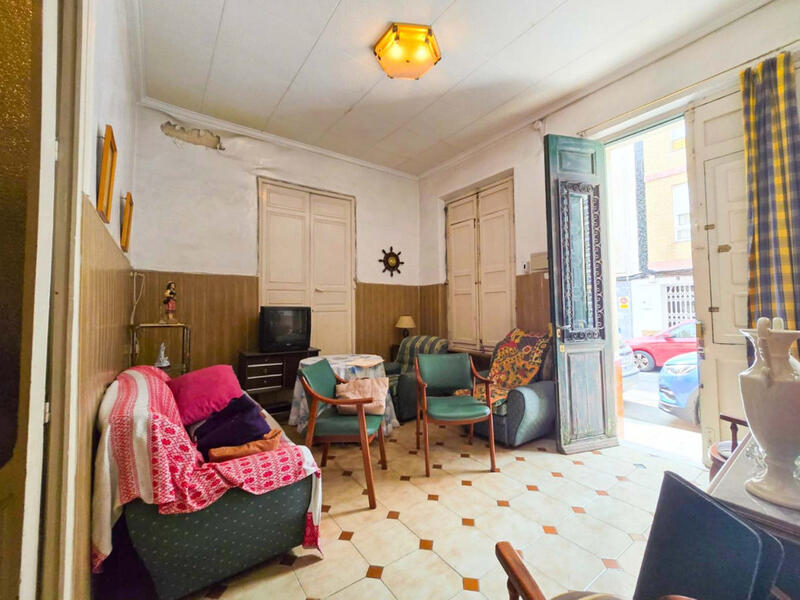 3 Schlafzimmer Stadthaus zu verkaufen