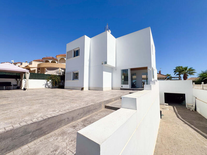 6 chambre Villa à vendre