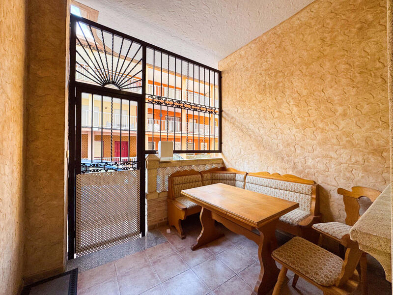 2 slaapkamer Appartement Te koop