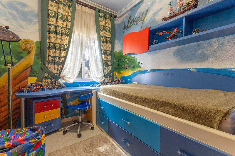 5 спальная комната вилла продается