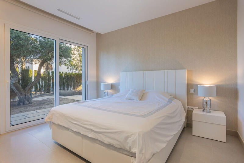 4 slaapkamer Villa Te koop