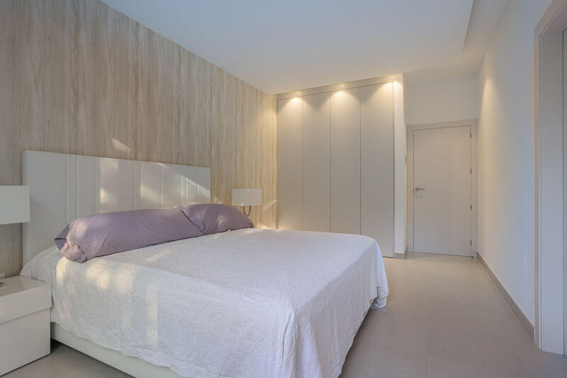 4 slaapkamer Villa Te koop