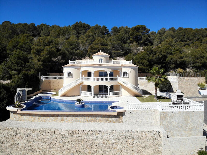 Villa till salu i Calpe, Alicante