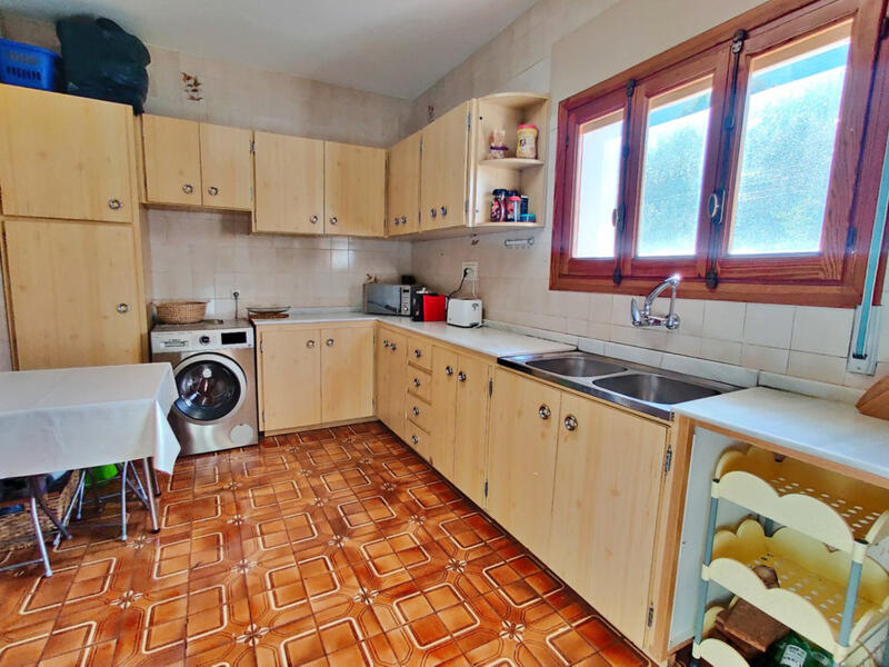 4 Cuarto Villa en venta