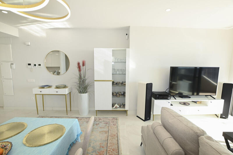 3 bedroom Apartment for sale