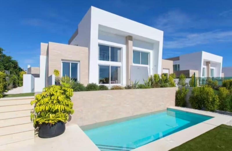 Villa Te koop in Algorfa, Alicante